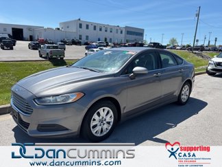 Used 2014 Ford Fusion S image 1