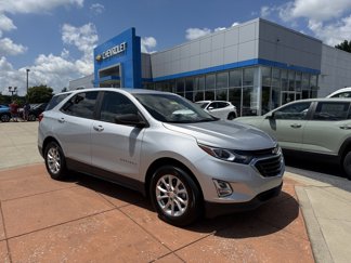 Used 2021 Chevrolet Equinox LS w/ LS Convenience Package image 1