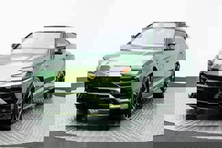 Used 2022 Lamborghini Urus image 1