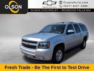Used 2014 Chevrolet Suburban LT w/ Luxury Package image 1