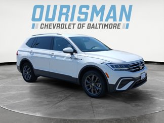 Used 2022 Volkswagen Tiguan SE image 1