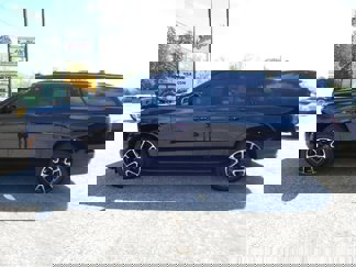 Used 2025 Chevrolet Suburban RST w/ RST Capability Package image 1