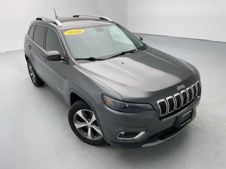 Used 2019 Jeep Cherokee Limited image 1