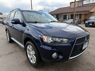 Used 2013 Mitsubishi Outlander SE image 1