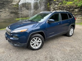 Used 2018 Jeep Cherokee Latitude w/ Safety Group image 1