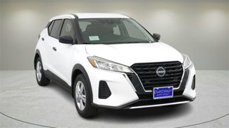 Used 2022 Nissan Kicks S image 1