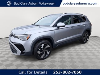 New 2025 Volkswagen Taos SE image 1
