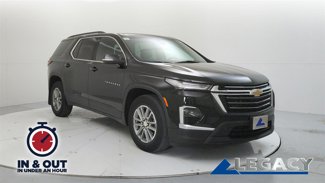 Used 2022 Chevrolet Traverse LT image 1