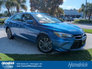 Used 2017 Toyota Camry SE image 1