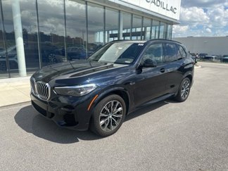 Used 2022 BMW X5 xDrive45e w/ M Sport Package image 1