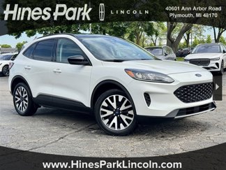 Used 2020 Ford Escape SE Sport image 1
