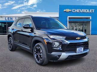 Used 2022 Chevrolet TrailBlazer LT w/ Driver Confidence Package image 1