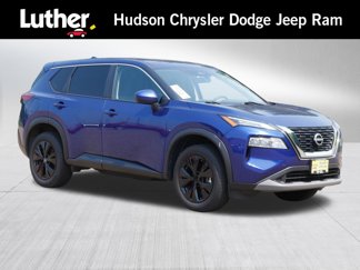 Used 2023 Nissan Rogue SV image 1