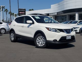Used 2018 Nissan Rogue Sport S image 1