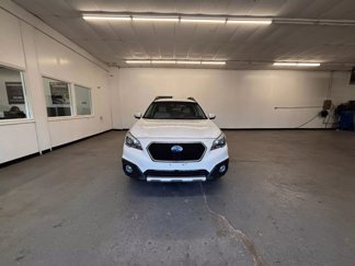 Used 2016 Subaru Outback 3.6R Limited image 1