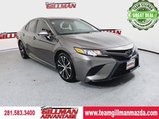 Used 2018 Toyota Camry SE w/ Convenience Package image 1