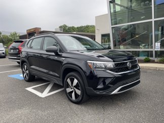 Certified 2024 Volkswagen Taos S image 1