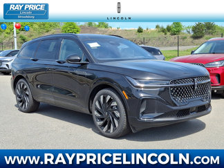 New 2025 Lincoln Nautilus Reserve w/ Jet Appearance Package image 1