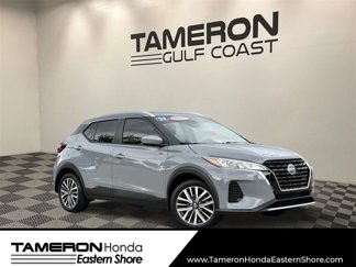 Used 2021 Nissan Kicks SV image 1