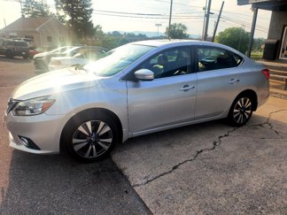 Used 2019 Nissan Sentra SL image 1
