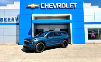 New 2025 Chevrolet Traverse LT w/ Driver Confidence Package image 1