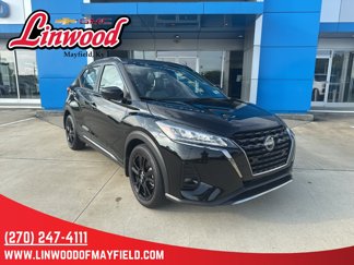 Used 2024 Nissan Kicks SR image 1