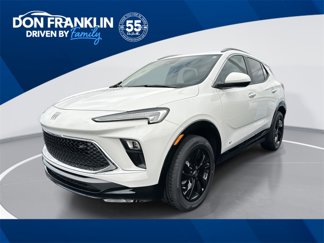 Used 2025 Buick Encore GX Sport Touring image 1