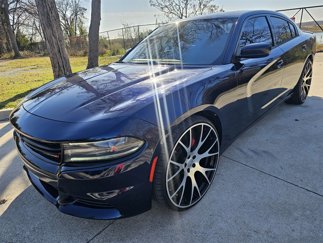 Used 2015 Dodge Charger R/T w/ Plus Group image 1
