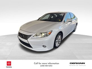 Used 2015 Lexus ES 300h image 1