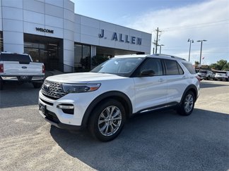 Used 2020 Ford Explorer Limited image 1