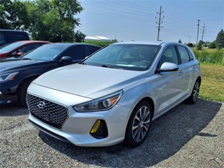 Used 2018 Hyundai Elantra GT image 1