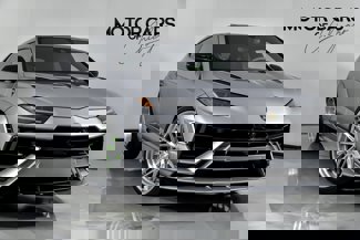 Used 2023 Lamborghini Urus S image 1