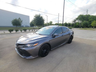 Used 2019 Toyota Camry LE image 1