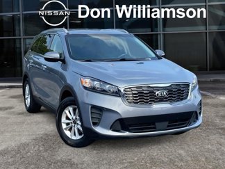 Used 2020 Kia Sorento LX w/ LX I4 Convenience Package image 1