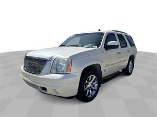 Used 2013 GMC Yukon Denali image 1