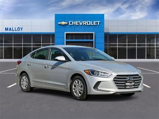Used 2018 Hyundai Elantra SE image 1