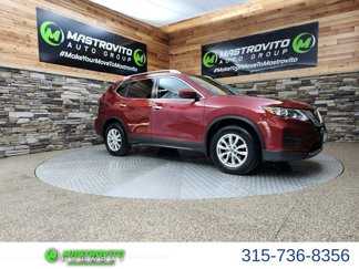 Used 2018 Nissan Rogue SV image 1