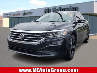 Used 2020 Volkswagen Passat 2.0T R-Line image 1