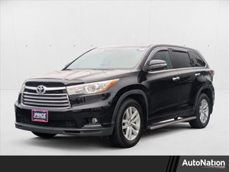 Used 2015 Toyota Highlander LE image 1
