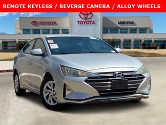 Used 2019 Hyundai Elantra SE image 1
