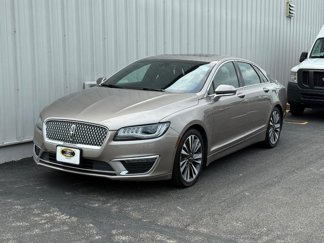 Used 2019 Lincoln MKZ Reserve image 1