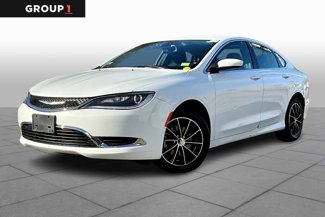 Used 2015 Chrysler 200 Limited w/ Convenience Group image 1
