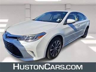 Used 2018 Toyota Avalon XLE Plus image 1