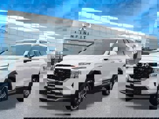 Used 2023 Hyundai Santa Fe SEL image 1