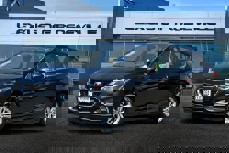 Used 2017 Chevrolet Cruze LT image 1