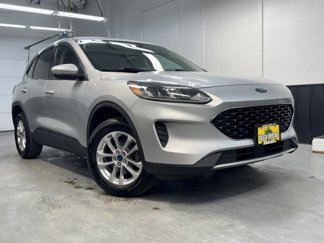 Used 2020 Ford Escape SE image 1