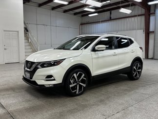 Used 2021 Nissan Rogue Sport SL image 1