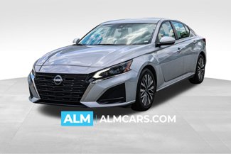 Used 2023 Nissan Altima 2.5 SV image 1