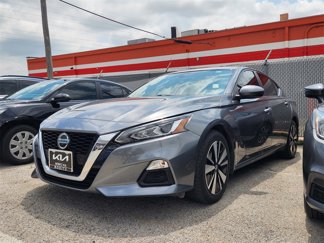 Used 2022 Nissan Altima 2.5 SV image 1