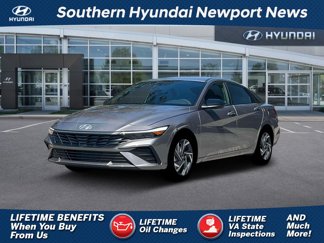 New 2025 Hyundai Elantra Sport image 1